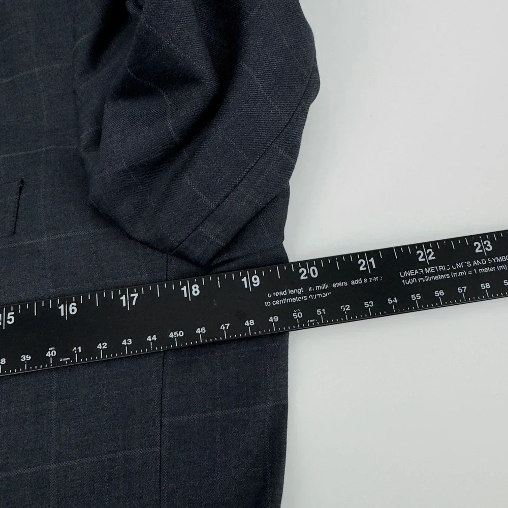 Banana Republic Mens 38S Tailored Fit Blazer Dark Gray Windowpane Plaid Jacket